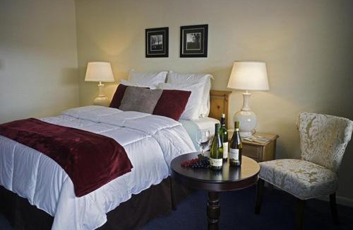 City Center Medford Hotel | Rogue Valley Inn