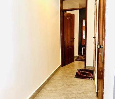 Jinja Bed & Breakfast | Roje's Oasis