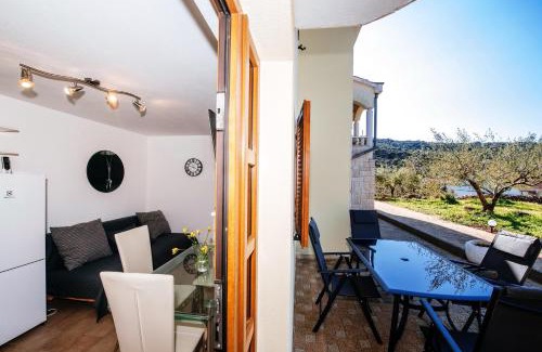 Iz Apartment | Roko Opaćac Veli IŽ,otok Iž