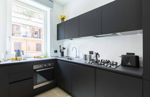 Rione VII Regola Apartment | ROMAC Trinity by Campo de' Fiori with Sauna and Jacuzzi