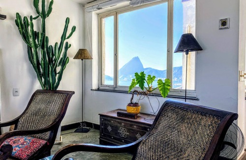 Gloria Apartment | Romantic Penthouse in Rio with heated pool and unforgettable beach view