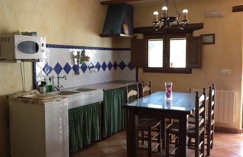 Laroya House | romantic house for 2 or 4 people with jacuzzi