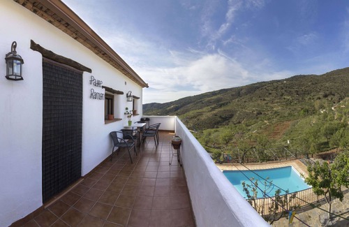 Laroya House | romantic house for 2 or 4 people with jacuzzi