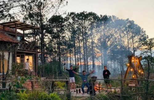 Da Lat Ski Chalet | Romantic house on a pine hill Dalat