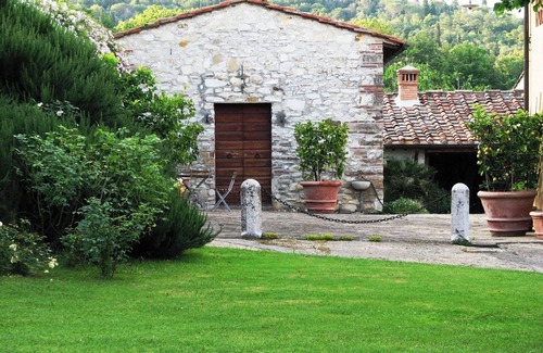 SantʼEllero Villa | Romantic Loft Villa nestled in the Florentine hills with pool view