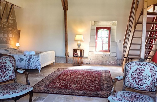 Gizeux Other | Romantic Loft with pool