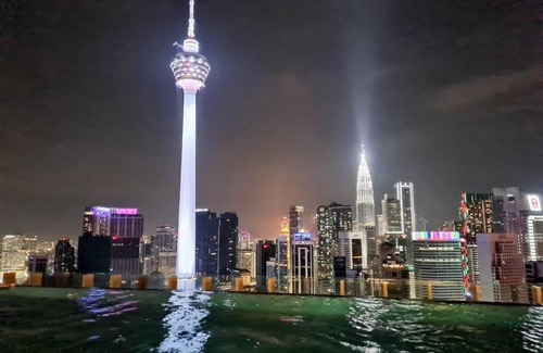 Golden Triangle Apartment | Romantic Log Cabin 2 - Heart of KL, near KLCC/KL Tower