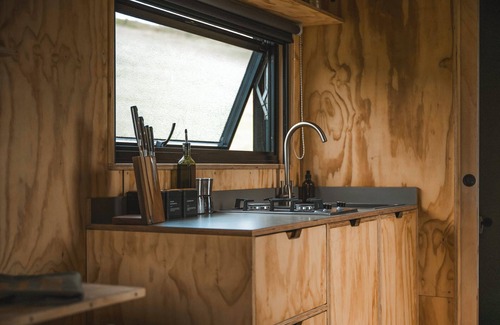 Llangollen Cabin | Romantic Off-Grid Woodland Hideaway with Stunning Valley Views
