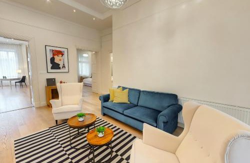 Szeged Apartment | Romantic riverview Bestern