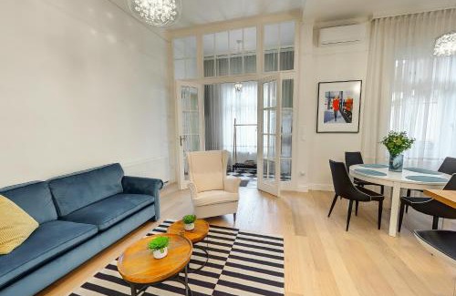 Szeged Apartment | Romantic riverview Bestern