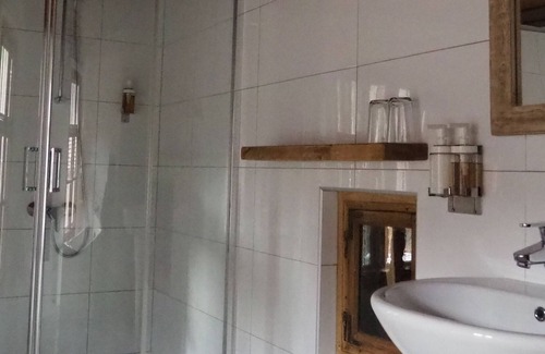 Gabrovo Bed & Breakfast | Romantic room with fireplace and luxury en-suite