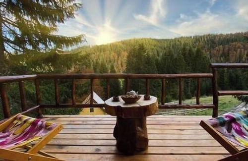 Montenegro House | Romantic sky view bungalow for 3people