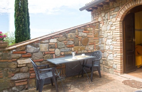 Cinigiano Apartment | Romantic Stone Apartment with Pool and close to Seaside