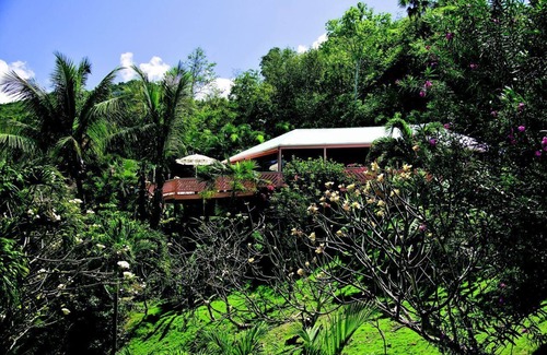 Estate Dorothea Cottage | Romantic Stone Cottage, Your Island Hideaway from it all!