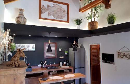 Oyster Pond House | Romantic Sweety Cottage with its Private Pool & Gorgeous View
