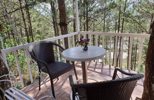 Da Lat House | Romantic Treehouse Queen Bed, Balcony
