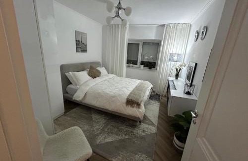 Harsova Apartment | Romina b&b