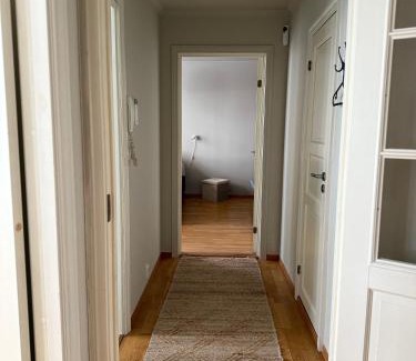 Engen Apartment | Romslig leilighet midt i Bergen sentrum - komfort med kvalitetsenger og dyner