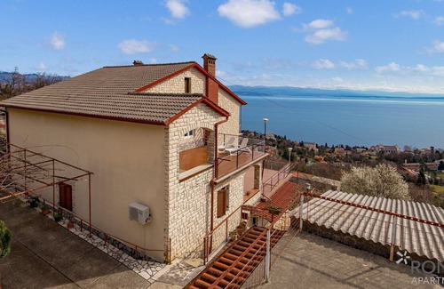 Lovran Apartment | Rona apartment Lara A2