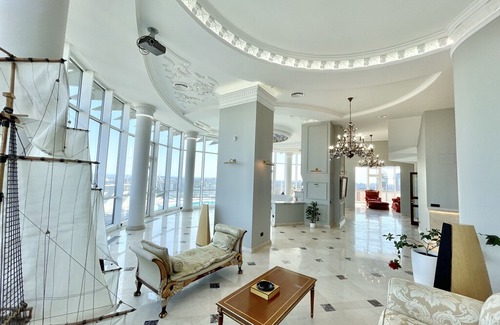 Pechers'kyi District Apartment | Roofport in Київ