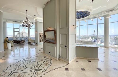 Pechers'kyi District Apartment | Roofport in Київ