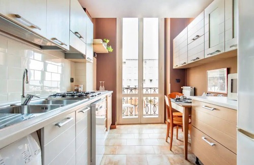 San Ferdinando Apartment | Rooftop in front of the Castle