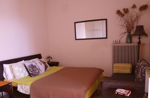 Nafplion City Centre Apartment | Rooftop ocean and mountain view - see the city from my rooftop!