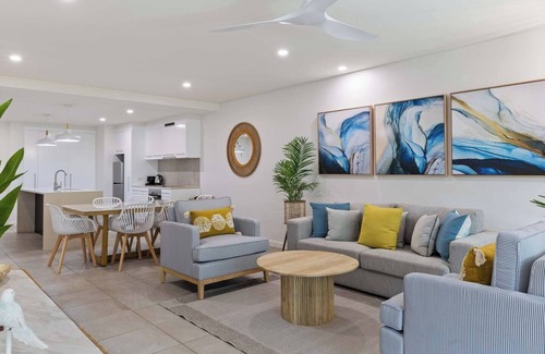 Port Douglas Apartment | Rooftop Resort Oasis at Temple with Spa