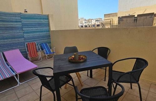 Il-Balluta Apartment | Rooftop Two Bdr Two Bathrooms flat in St Julians