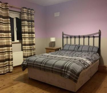 Williamstown House | Room 2 , Williamstown, Ireland