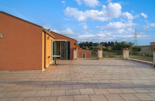 Syracuse Apartment | Room 'Al Palmento - Mille E Una Notte R11' with Shared Pool, Wi-Fi and Air Conditioning
