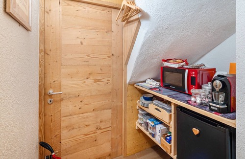 Sottoguda Apartment | Room 'Camera Ciesa Del Selmo' with Shared Garden and Wi-Fi