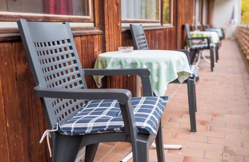 Altensteig Apartment | Room 'Doppelzimmer' with Shared Terrace, Balcony and Wi-Fi