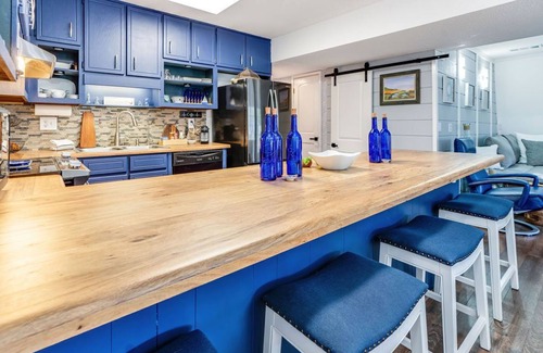 Apalachicola Apartment | Room for your boat too and it’s covered full water filtration system too