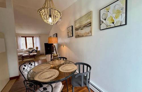 Saunderstown House | Room in a home