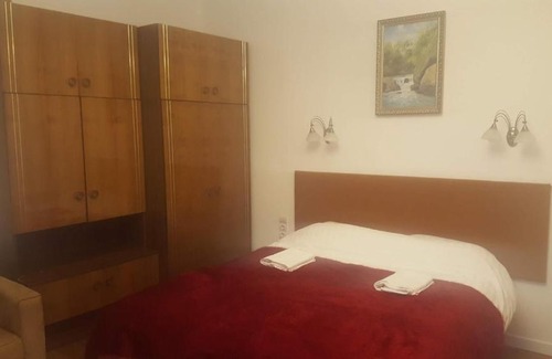 Truskavets Bed & Breakfast | Room in An Old House