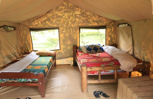 Nyakinama House | Room in B&B - Red Rocks Rwanda - Safari Tent Twin