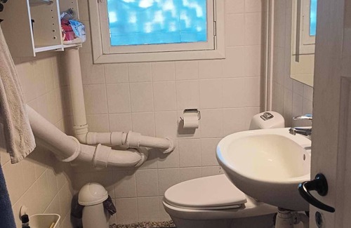 Koge House | Room in Guest Room - North Beach Inn Guesthouse