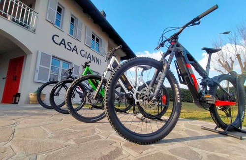 La Morra House | Room in villa close to ALBA (room NEBBIOLO)