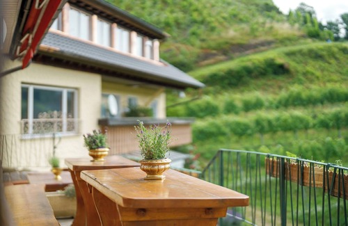 Glottertal Apartment | Room 'Komfortzimmer 1' with Mountain View, Shared Terrace and Wi-Fi