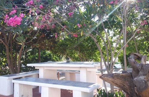 Corte do Pinto Apartment | Room 'Lareira' with Shared Pool, Wi-Fi and Air Conditioning