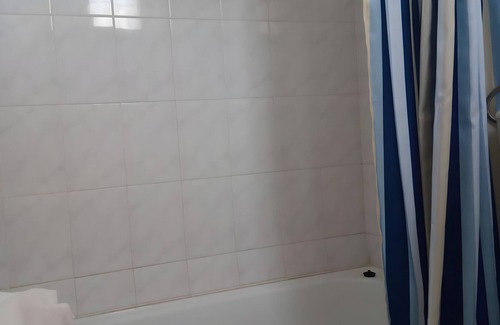 Corte do Pinto Apartment | Room 'Lareira' with Shared Pool, Wi-Fi and Air Conditioning