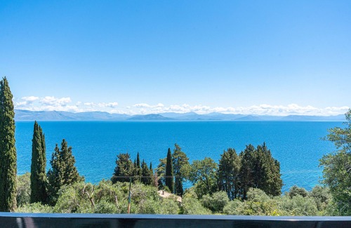 Benitses Apartment | Room 'Sea View 6' with Private Terrace, Wi-Fi and Air Conditioning