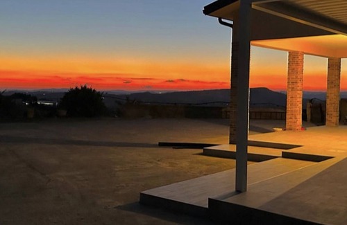 Mazzarino Apartment | Room 'Stanza Del Vino' with Shared Terrace, Wi-Fi and Air Conditioning