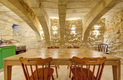 Rabat House | Room-ta Karmenu - An 800 Year old Modern
