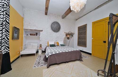 Pech-Luna House | Room 'Ufri' with Shared Pool, Shared Terrace and Wi-Fi