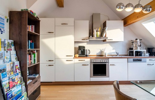 Reichenau Apartment | Room 'Zimmer 2' with Shared Garden and Wi-Fi