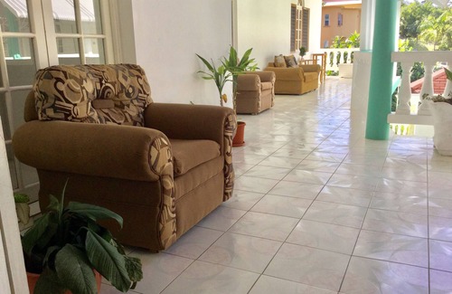 Montego Bay Villa | Rooms at Diamond Villa