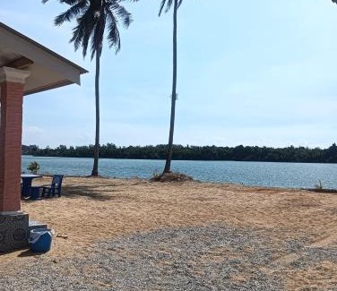 Kampung Nail House | Roomstay TokBah DeMuara Kuala Besut