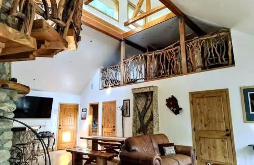 Idyllwild Cabin | Root-Stone Lodge